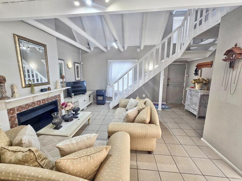 4 Bedroom Property for Sale in Stilbaai Wes Western Cape